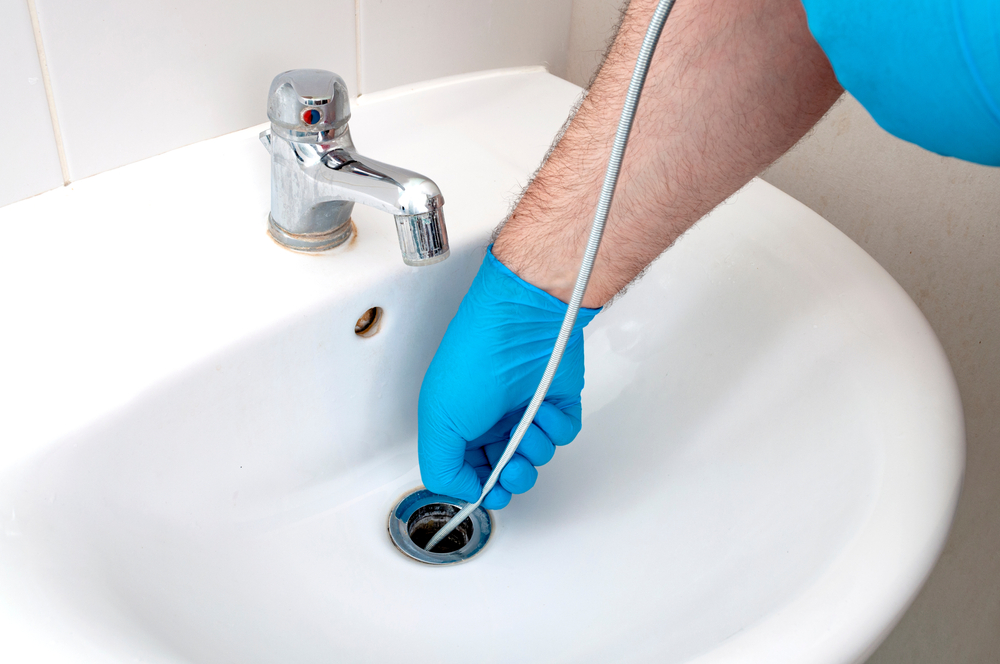 5 Drain Cleaning Tips to Keep Your Drains Clear | R&A Plumbing